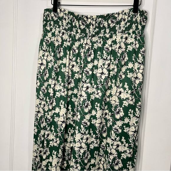 Hutch Anthropologie Wide Leg White and Green Floral Pull On Pants - Picture 2 of 16